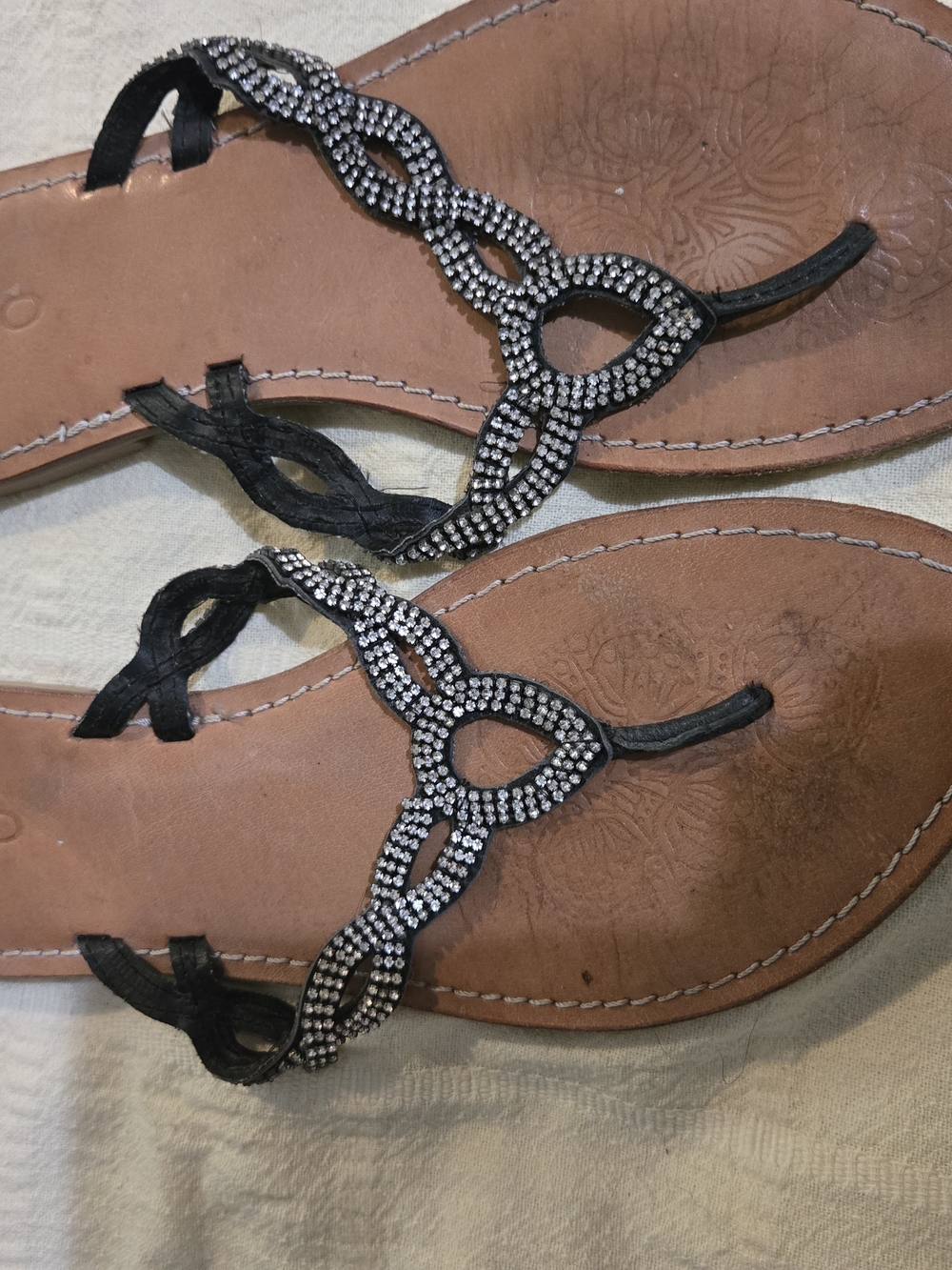 Aldo Black Crystal-Embellished Leather Toe-Post Sandals